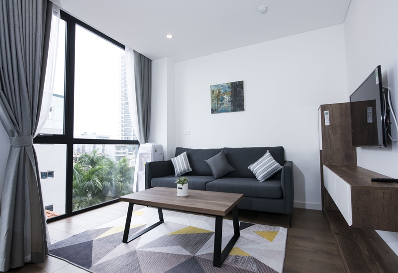 New balcony apartment for rent with 01 bedroom in Tay Ho street, Tay Ho