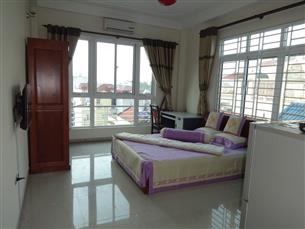 Studio apartment with 01 bedroom, fully furnished for rent in Van Cao, Ba Dinh