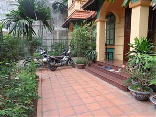 Garden house for rent with 03 bedrooms in Dao Tan, Ba Dinh