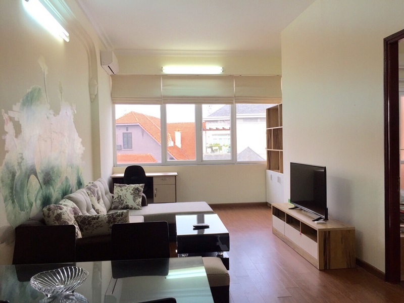 Apartment for rent with 02 bedrooms on Xuan Dieu, Tay Ho