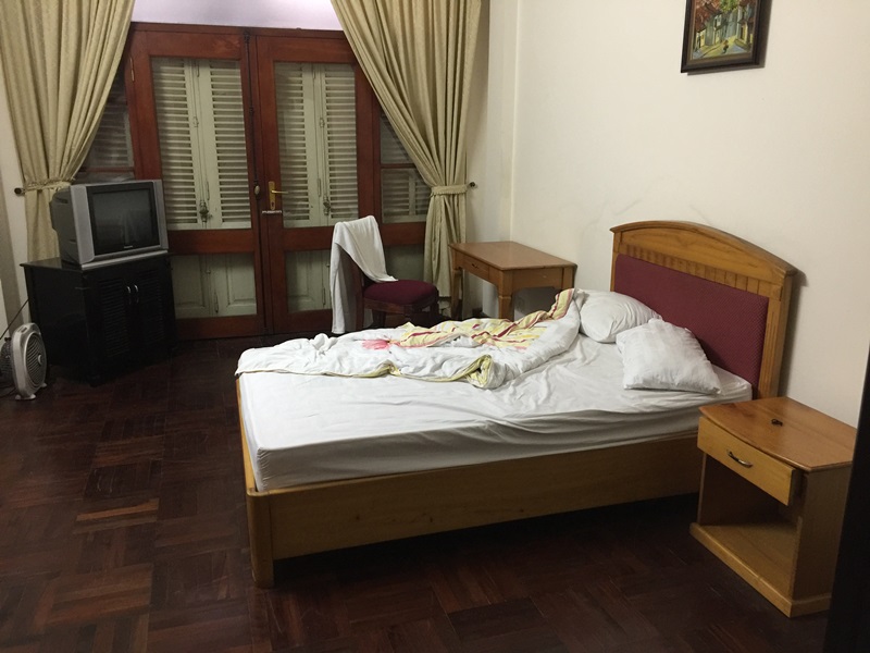 Room in the apartment with share livingroom & kitchen for rent in Au Co, Tay Ho