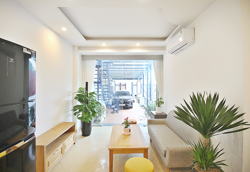 New apartment for rent with 02 bedrooms on Au Co, Tay Ho