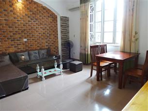 Cheap apartment for rent in Au Co, Tay Ho