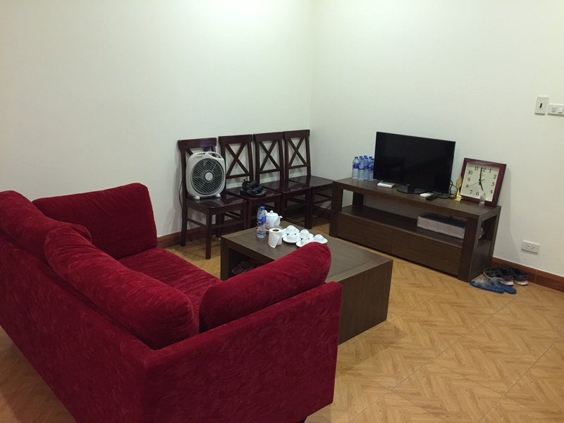 Cheap studio for rent with 01 bedroom in Hoang Hoa Tham, Ba Dinh