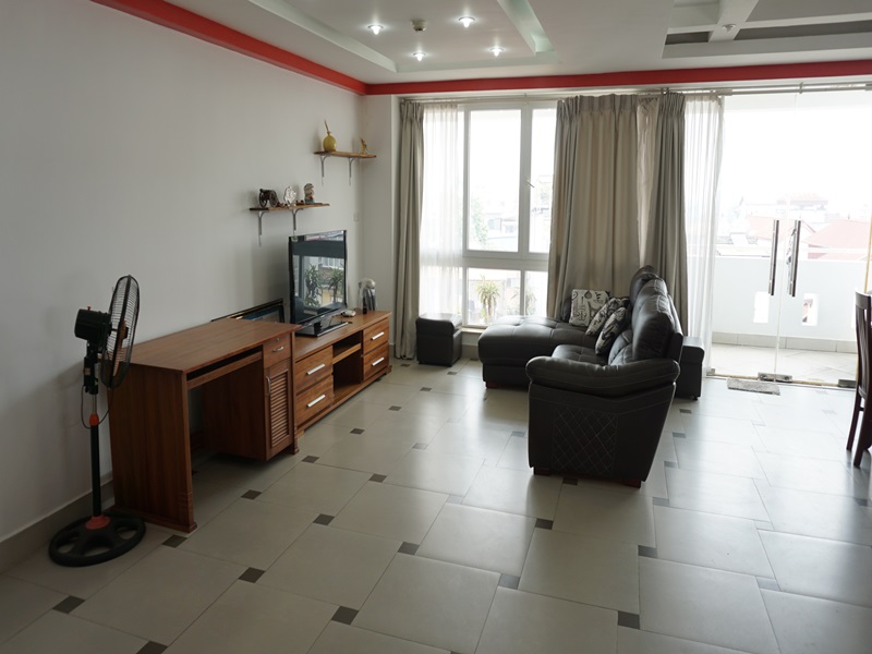 Swimming pool, big size apartment with 01 bedroom for rent in Au Co, Tay Ho