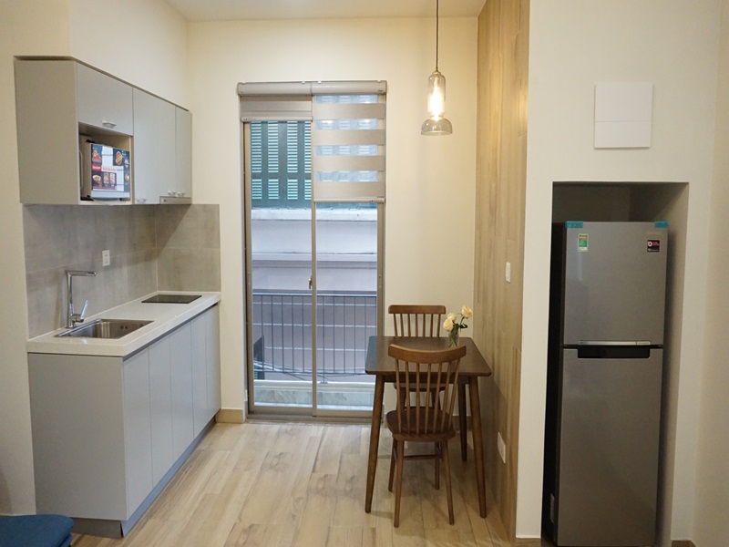 Nice studio for rent with 01 bedroom in Doi Can, Ba Dinh