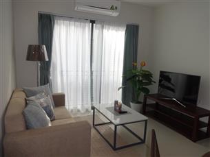 Balcony apartment with 02 bedrooms for rent in Dang Thai, Tay Ho