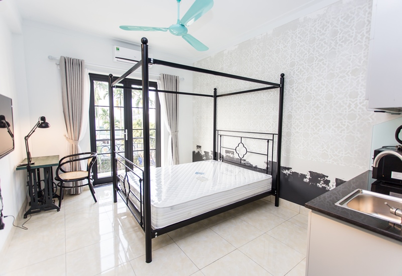 Nice studio for rent with 01 bedroom in Gia Thuong, Ngoc Thuy, Long Bien, Near French school.