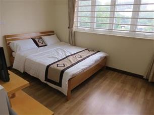 Nice studio apartment for rent with 01 bedroom in Lang Ha, Dong Da