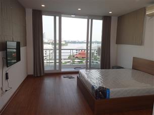 Lake view, balcony studio for rent in Tu Hoa, Tay Ho