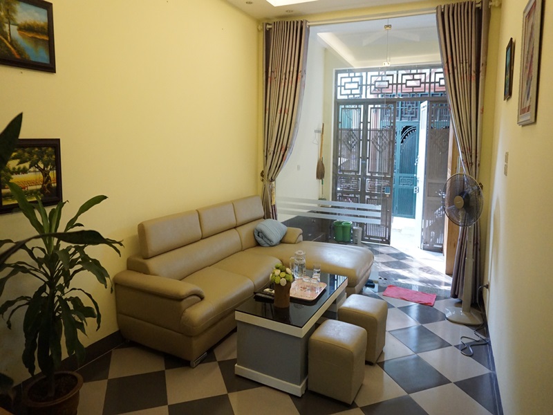 Nice house for rent with 04 bedrooms in Dao Tan, Ba Dinh