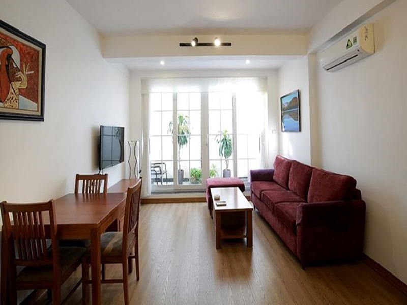 Apartment for rent with 02 bedrooms in Quang Khanh, Tay Ho