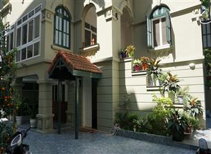 Villa with 05 bedrooms for rent in Xom Phu, Tay Ho