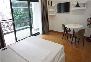 Big balcony studio for rent with 01 bedroom in Tran hung Dao, Hoan Kiem