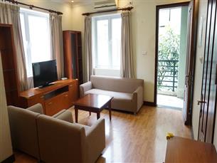 Balcony 01 bedroom apartment for rent in Ta Quang Buu, Hai Ba Trung