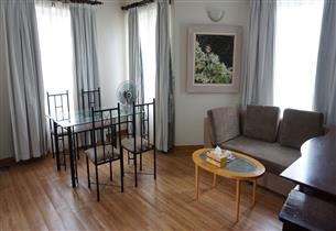 Nice balcony apartment for rent with 01 bedroom in Hoan Kiem