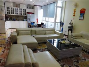 Duplex, Luxurious serviced apartment for rent with 04 bedrooms, 04 bathrooms in  Ba Dinh
