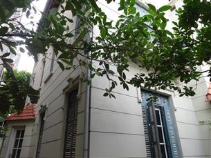 Nice house with 5 bedrooms for rent in Tay Ho
