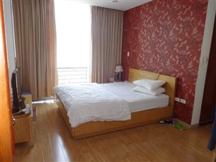 Serviced apartment with 03 bedrooms for rent in Mai Hac De str, Hai Ba Trung district