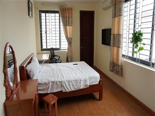 Balcony 01 bedroom apartment for rent in Thai Thinh, Dong Da district